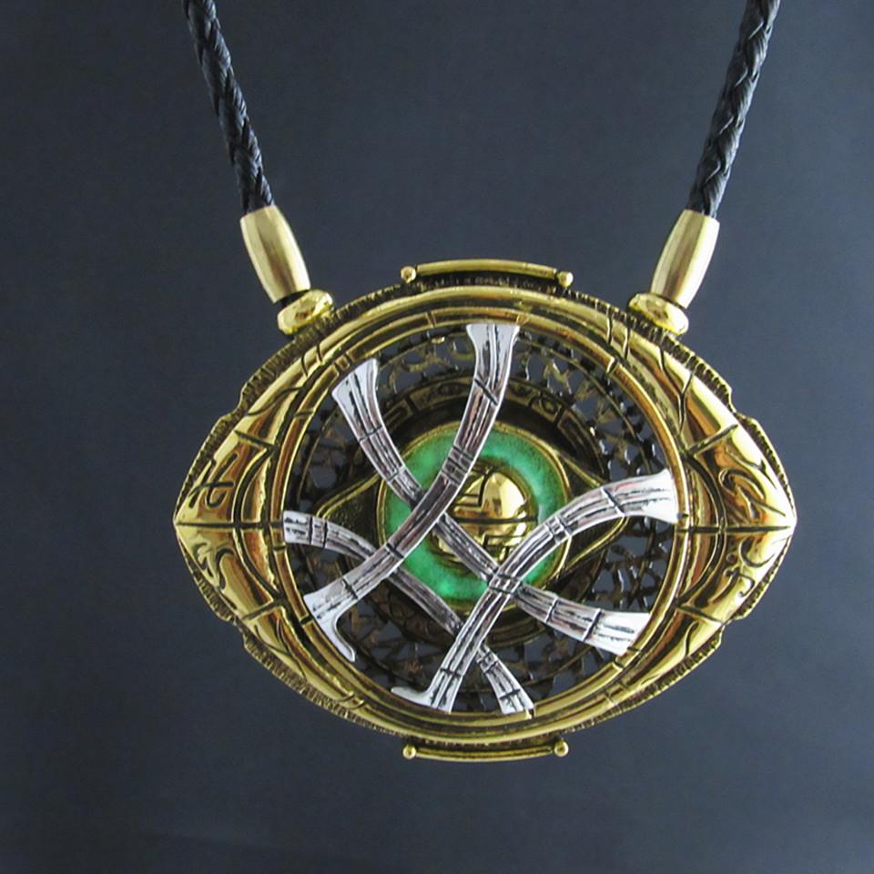 Doctor Strange Eye of Agamotto Neckalce